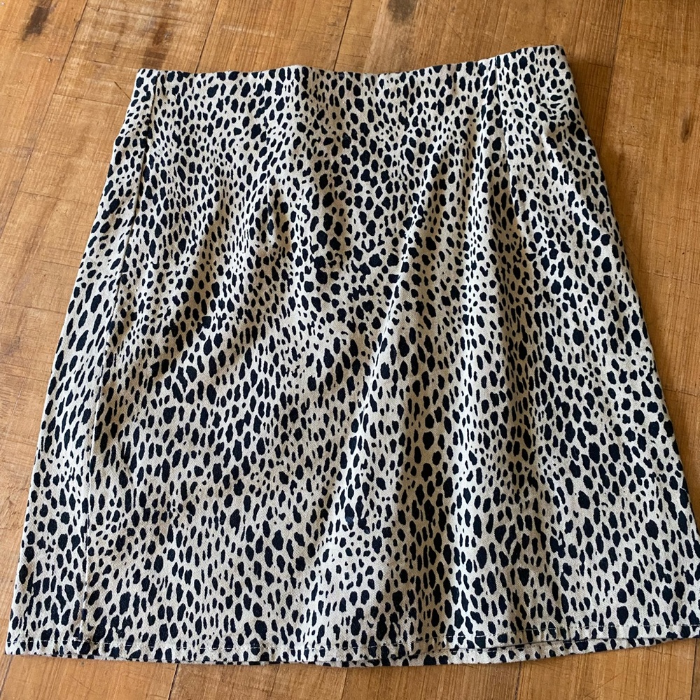 Brandy Melville Skirt